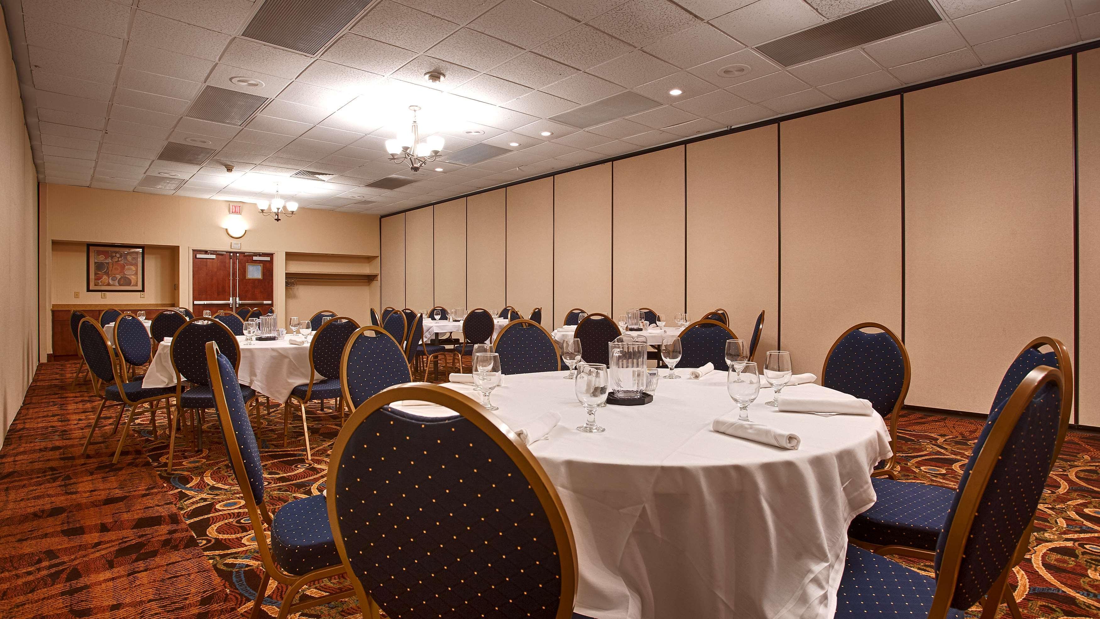 Rock Island Inn & Suites Marshalltown Exteriér fotografie