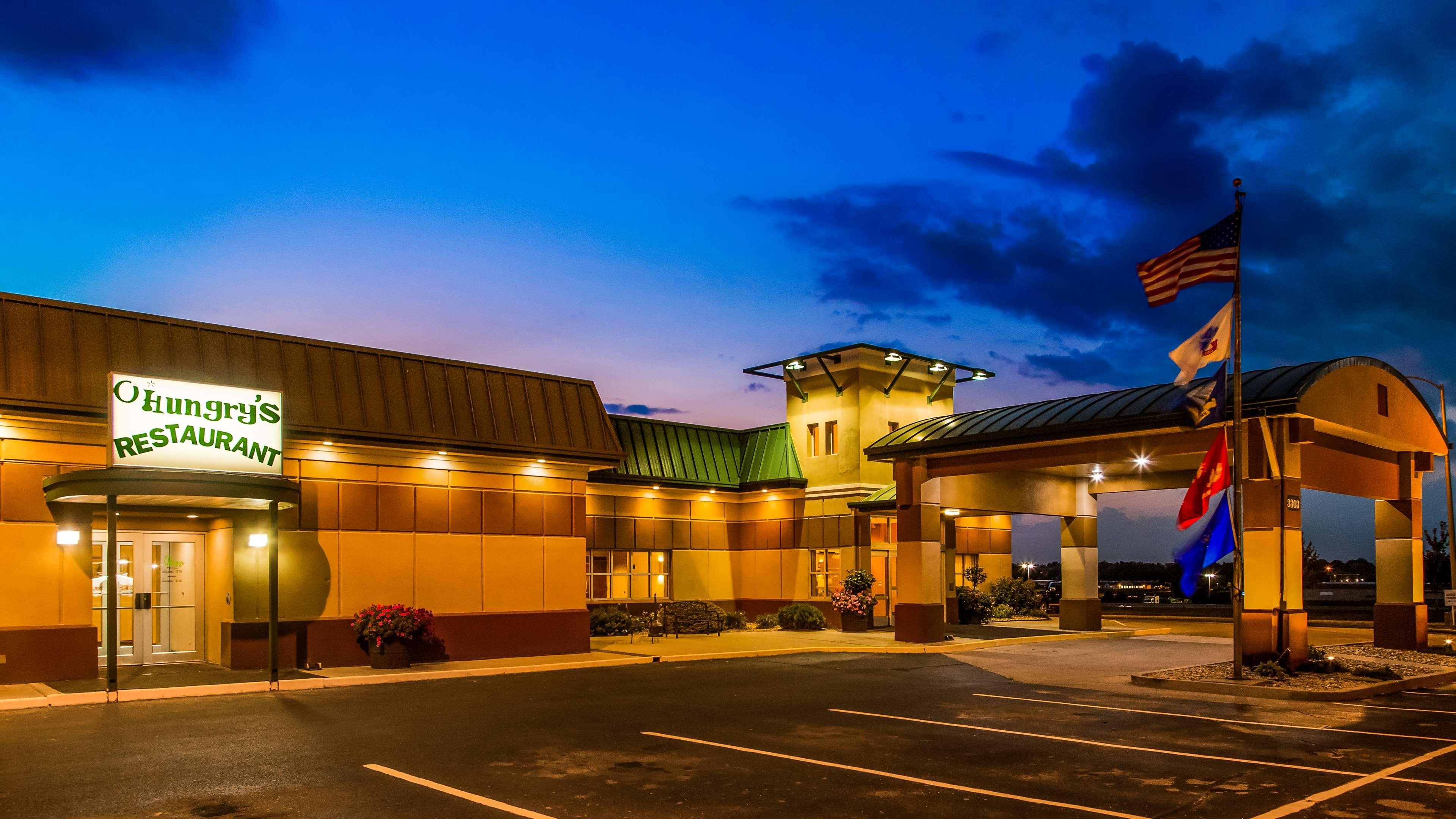 Rock Island Inn & Suites Marshalltown Exteriér fotografie