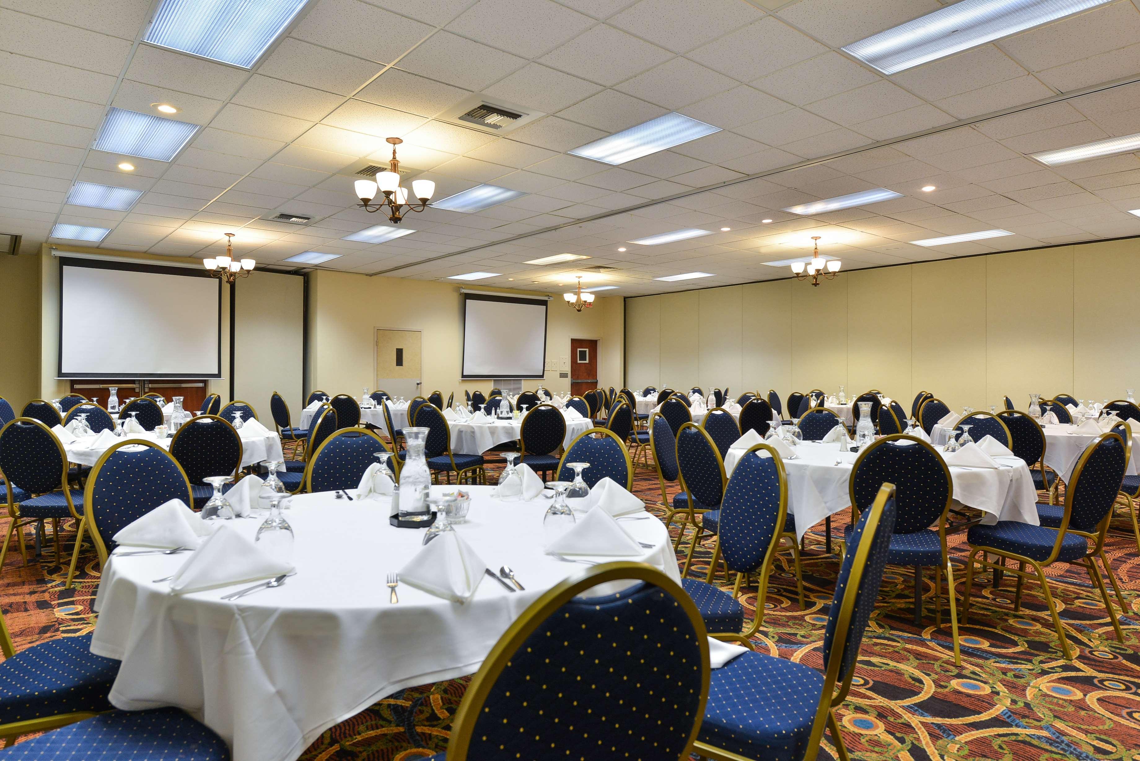 Rock Island Inn & Suites Marshalltown Exteriér fotografie