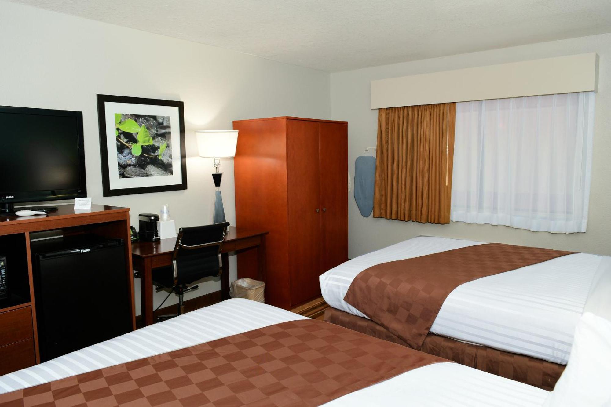 Rock Island Inn & Suites Marshalltown Exteriér fotografie
